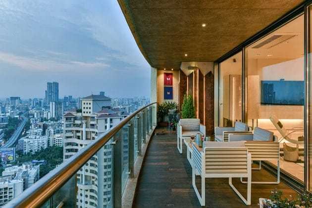 Pinnacle House por Aum Architects en Mumbai, India